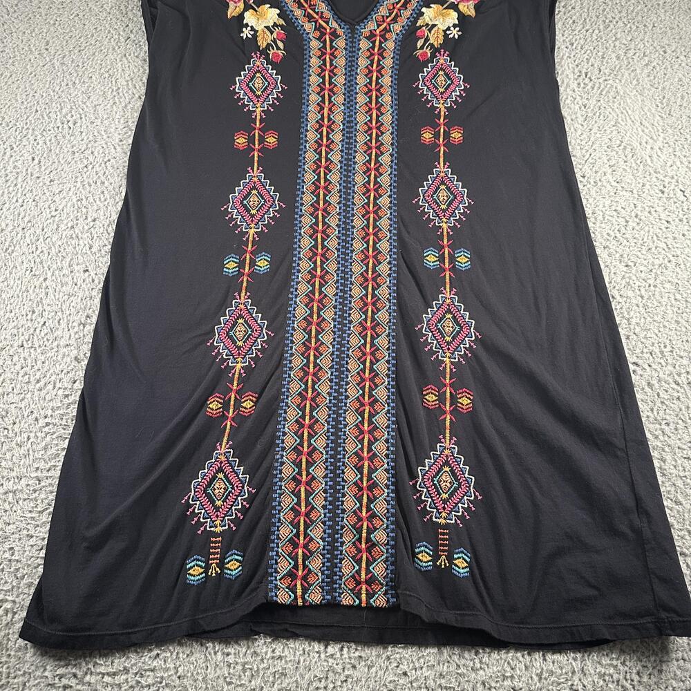Johnny Was Tunic Dress Womens L Black Embroidered Boho Shift V-Neck Knee Length - Picture 3 of 10
